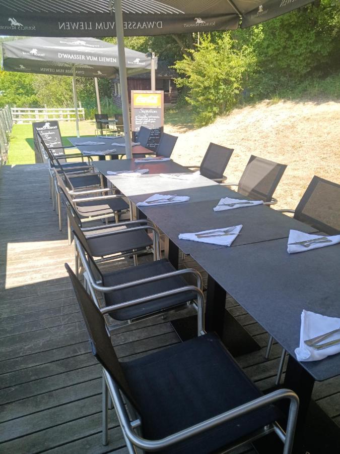 Hotel Restaurant L'Escale Du Bon Accueil Rambrouch Exterior foto